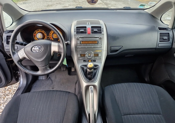 Toyota Auris cena 17000 przebieg: 224900, rok produkcji 2009 z Jedlicze małe 56